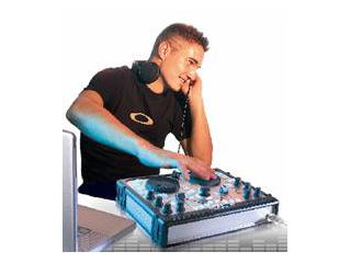DJ CONTROL MP3 �y����������萔�������̈��S���i�z