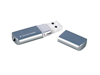Silicon Power/���ꥳ��ѥ���ե�å������(4GB��)��SP008GBUF2720V1 USB2.0�ե�å������ LUX mini 720 8GB �饤�ȥ֥롼