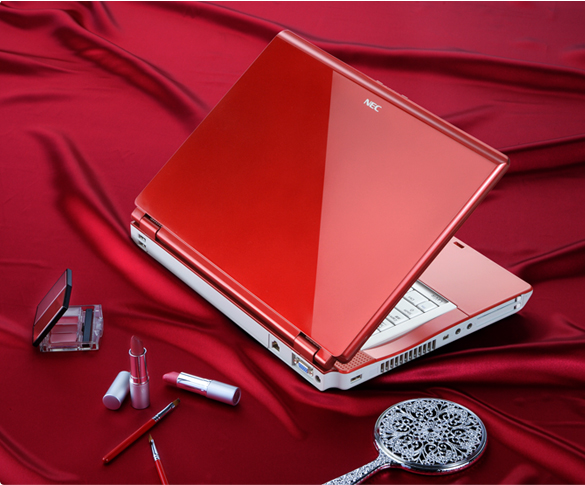PC-LL560LG6RD ノートパソコン LaVie/ラヴィ L ガーネットレッド