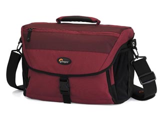 【クリックで詳細表示】Lowepro/ロープロ ノバ190AW-R(ボルドーレッド/ブラック)