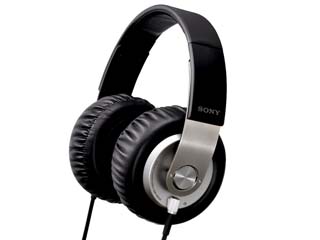 MDR-XB700�@XB