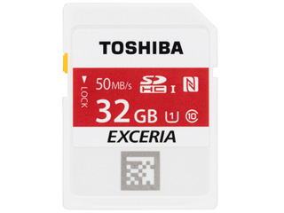 【クリックで詳細表示】TOSHIBA/東芝 UHS-I対応 NFC対応SDHCカード 32GB Class10 EXCERIA SD-NFC32GB