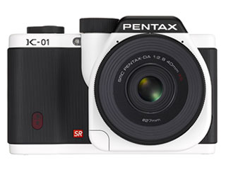 【クリックで詳細表示】PENTAX/ペンタックス K-01 レンズキット(ホワイト/ブラック) 【ケー ゼロワン】