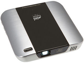 手軽にワイヤレス接続！超小型ミニプロジェクター「C-10W」登場