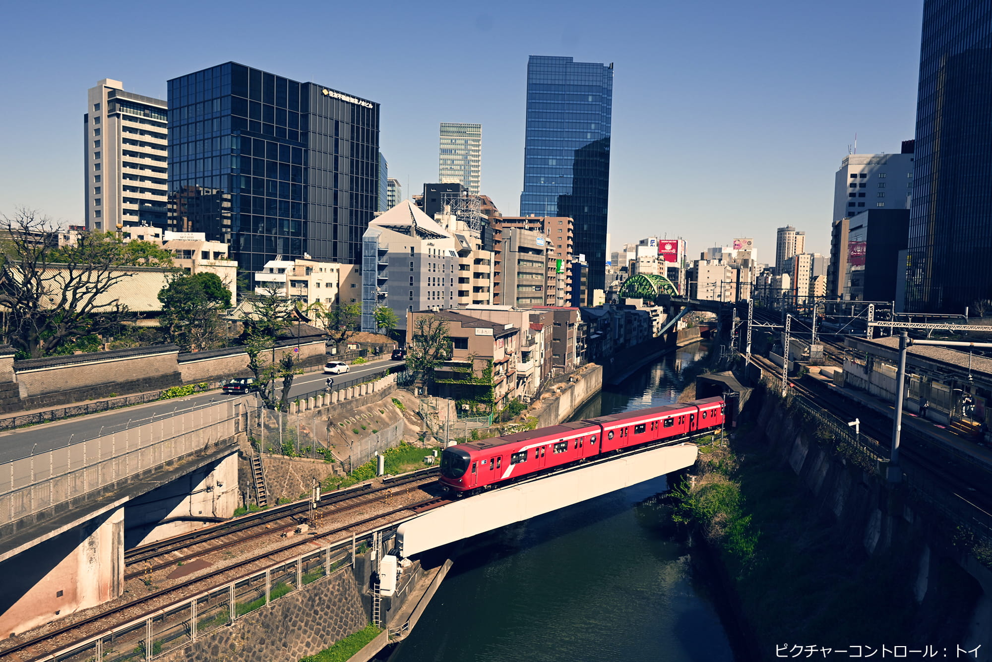 Z50II 16-50 VR レンズキット、焦点距離16mm(35mm判換算24mm)、f6.3、露出補正±0、ISO160、ピクチャーコントロール:トイ Z50II 16-50 VR レンズキット、焦点距離16mm(35mm判換算24mm)、f6.3、露出補正±0、ISO160、ピクチャーコントロール:トイ