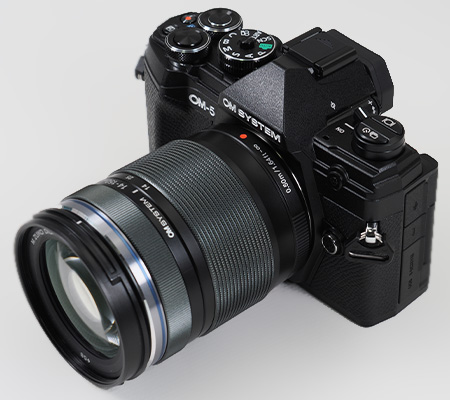 OM SYSTEM OM-5 14-150mm II YLbgubN